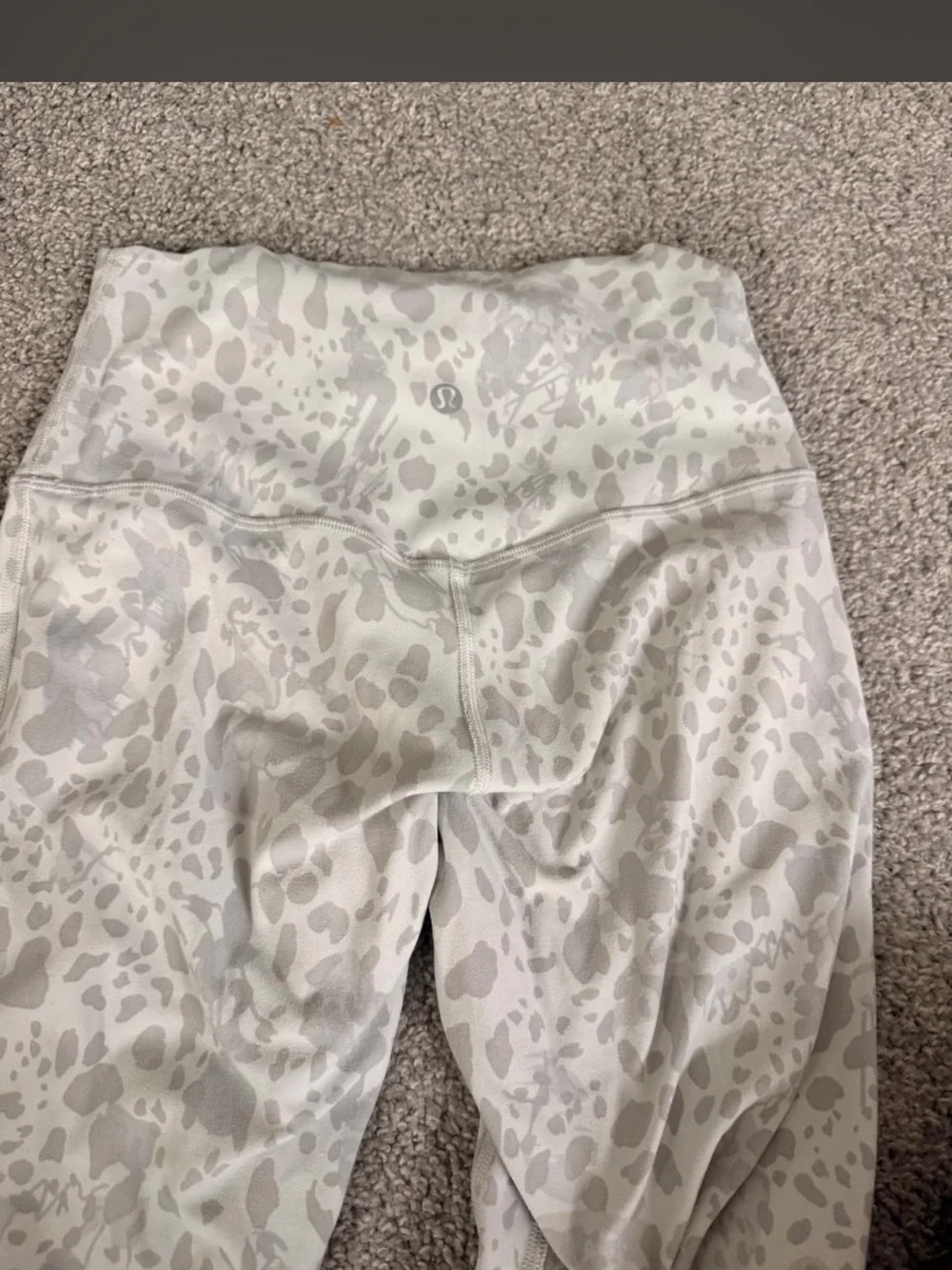 High-Waist lululemon Animal Print Leggings in Light Gray